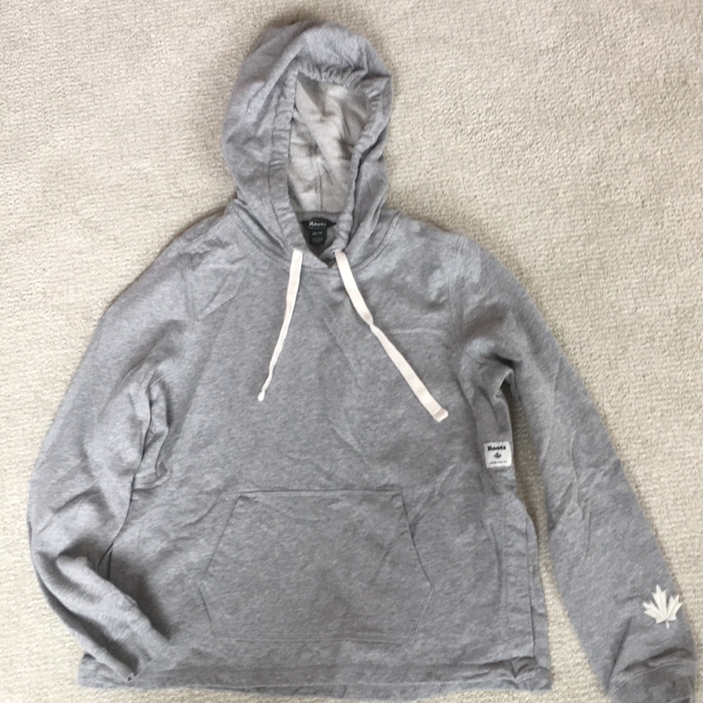 Roots XS sweater